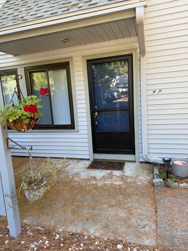 property at 4 Staunton Ct