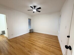 7301 S Constance Ave in Chicago, IL - Building Photo - Building Photo