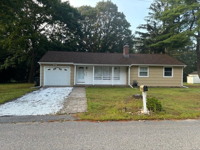 property at 19 Larrow Dr