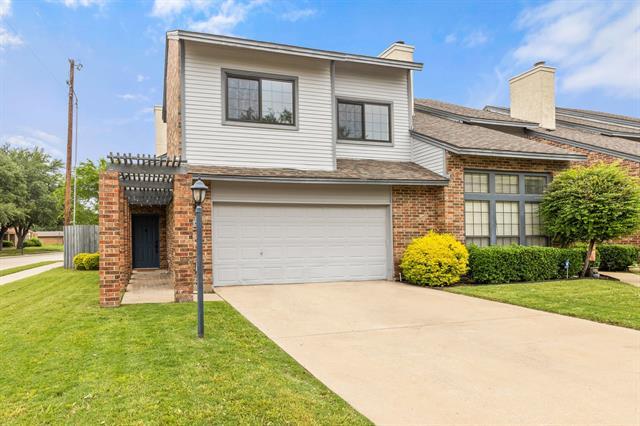 property at 3345 Devonshire Dr