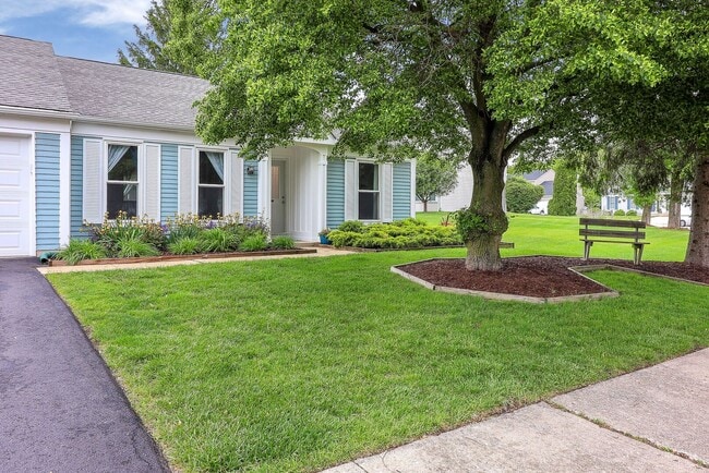 2280 Bannister Ln in Aurora, IL - Building Photo - Building Photo