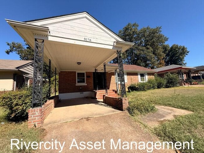 3176 Toby Ln in Memphis, TN - Foto de edificio - Building Photo