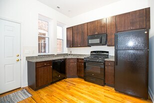 1706 W Sunnyside Ave, Unit 1 in Chicago, IL - Building Photo