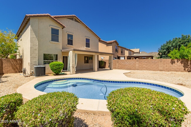 property at 2415 W Lucia Dr