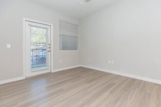 12300 W Bellfort Ave in Stafford, TX - Building Photo - Building Photo