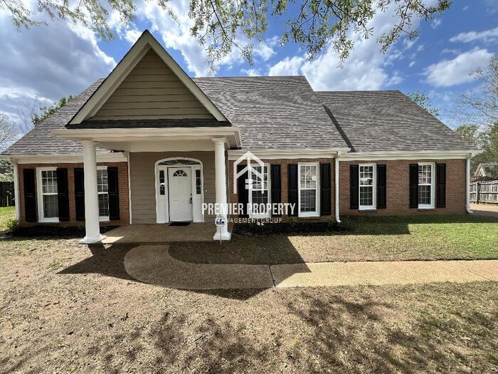 8448 Cairn Creek Cove in Memphis, TN - Building Photo