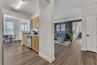 8238 Hydon Dawn Ln in Cary, NC - Foto de edificio - Building Photo