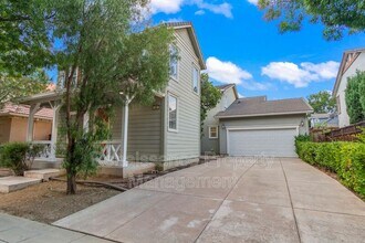 288 W Fauna Ave in Mountain House, CA - Building Photo - Building Photo