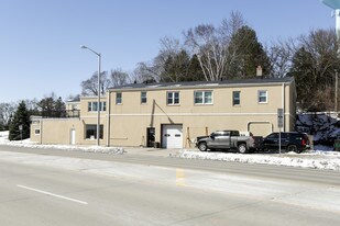 1316 N Main St in West Bend, WI - Building Photo