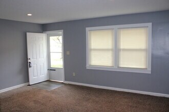 11309 Corrington Ave in Kansas City, MO - Building Photo - Building Photo