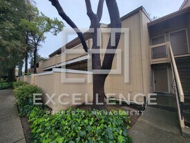 986 Kiely Blvd in Santa Clara, CA - Building Photo