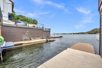 415 Horseshoe Bay N Blvd in Horseshoe Bay, TX - Building Photo - Building Photo