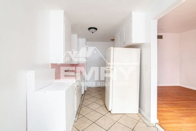 10530 Crenshaw Blvd in Inglewood, CA - Building Photo - Building Photo