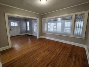 1295 N Main St in Rockford, IL - Building Photo - Building Photo