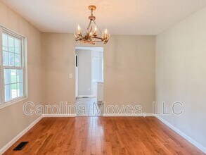 205 Winterthur Dr in Greer, SC - Building Photo - Building Photo