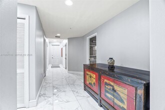 601 N Miramar Ave in Indialantic, FL - Building Photo - Building Photo