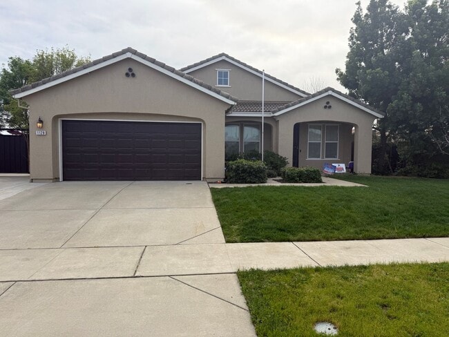 property at 1128 Lost Trail Dr