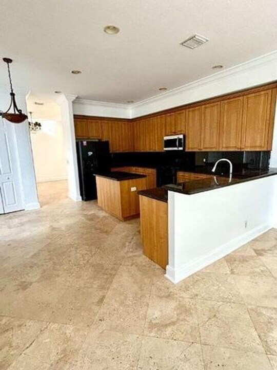 1257 Beacon Cir in Wellington, FL - Building Photo