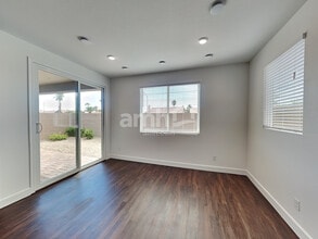 2725 Fierce Star Ave in North Las Vegas, NV - Building Photo - Building Photo