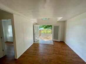 2939 Sachs St, Unit 1 in Madison, WI - Foto de edificio - Building Photo