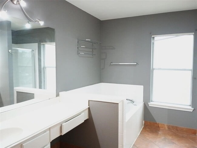 property at 14810 Horse Creek Ln