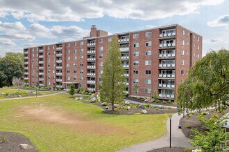 Hill Estates in Belmont, MA - Building Photo - Building Photo