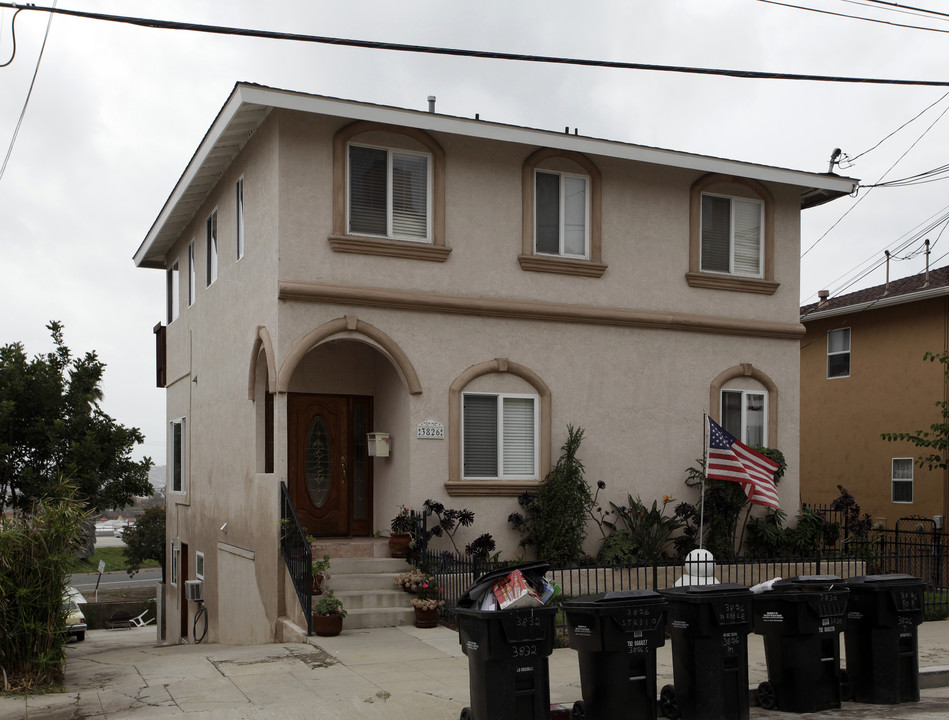 Mission Hills in San Diego, CA - Building Photo