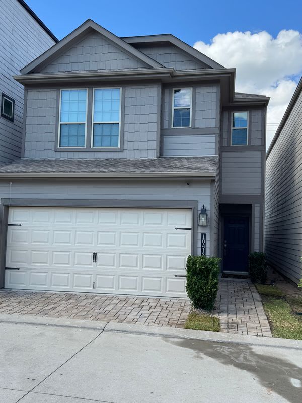 property at 10412 Marston Vineyard Dr