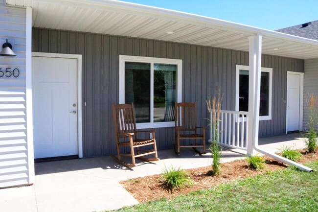 property at 3 Reserve Ct