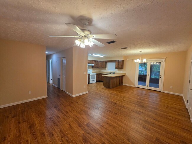 621 S W Orange Ave in Keystone Heights, FL - Building Photo - Building Photo
