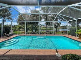 14291 Manchester Dr in Naples, FL - Building Photo