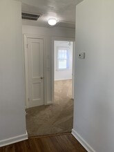 9324 Phillip Ave, Unit 9324 in Norfolk, VA - Building Photo - Building Photo