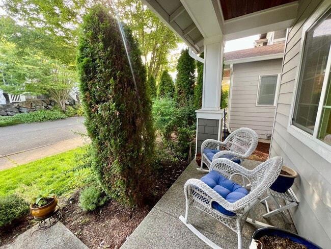 20411 124th Ave NE in Bothell, WA - Foto de edificio - Building Photo