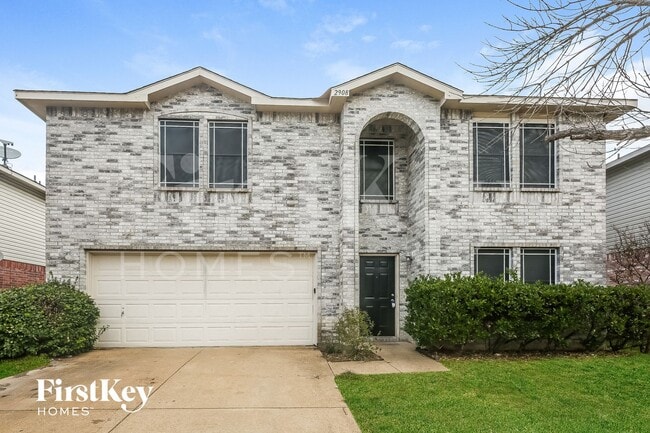 property at 2908 Robin Ln