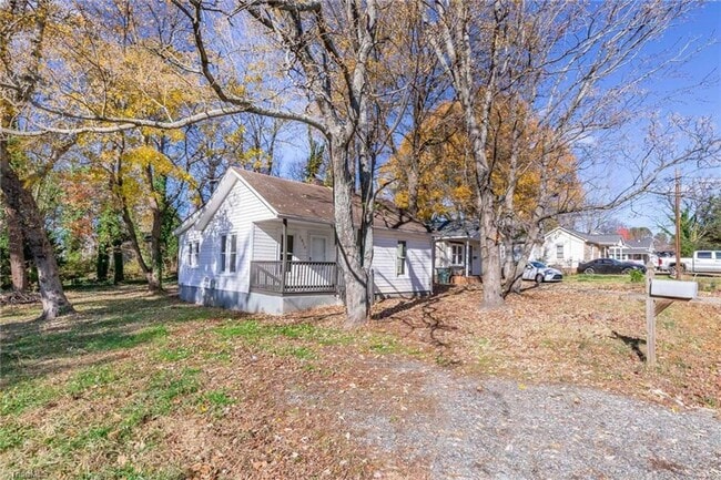 1816 Short St in Greensboro, NC - Building Photo - Building Photo