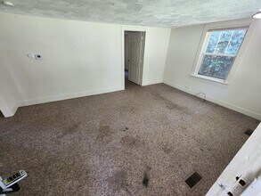 2526 W Madison St in Springfield, MO - Building Photo - Building Photo