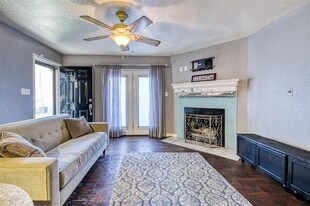 3000 Chautauqua Ave, Unit 112 in Norman, OK - Building Photo