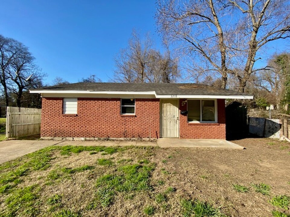 3218 Catherine St in Shreveport, LA - Building Photo