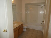 16111 Aspenglen Dr photo'