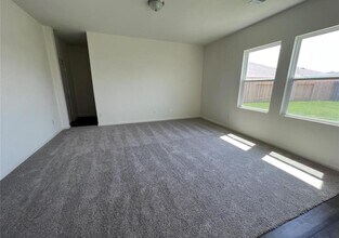 1064 Water Oak Ln in Pattison, TX - Building Photo - Building Photo