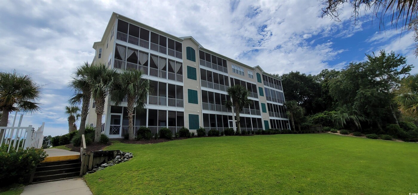 1100 Commons Blvd in Myrtle Beach, SC - Building Photo