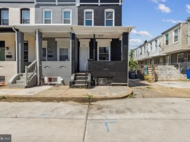 724 N Curley St in Baltimore, MD - Building Photo