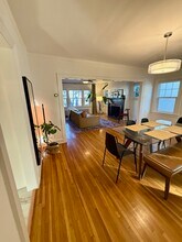 3532 Humboldt Ave S, Unit 1 in Minneapolis, MN - Foto de edificio - Building Photo