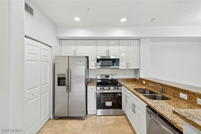 property at 13150 Bella Casa Cir