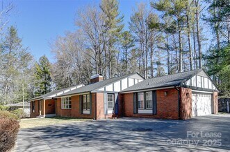 14 Amherst Rd in Biltmore Forest, NC - Building Photo - Building Photo