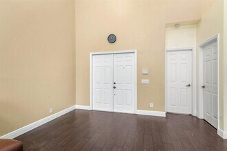 1325 Camellia Cir in Weston, FL - Building Photo - Building Photo
