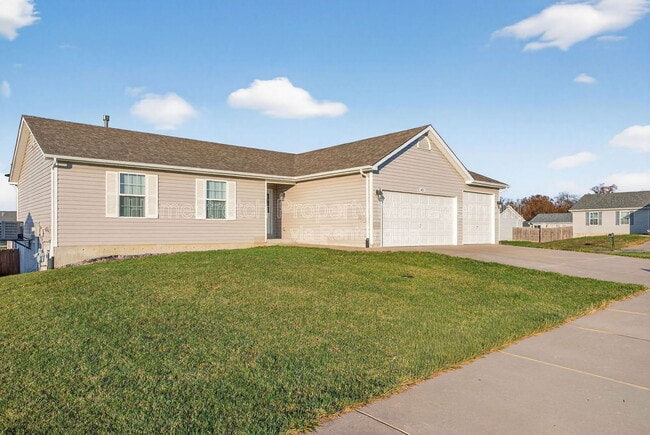 property at 401 Falcons Prey