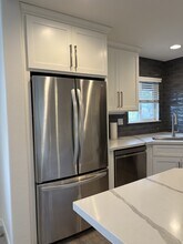 4023 Bluff View Way in Carlsbad, CA - Building Photo - Building Photo