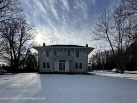 1 Church St in Shokan, NY - Building Photo