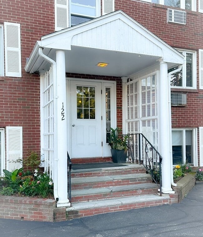 property at 122 Decatur St